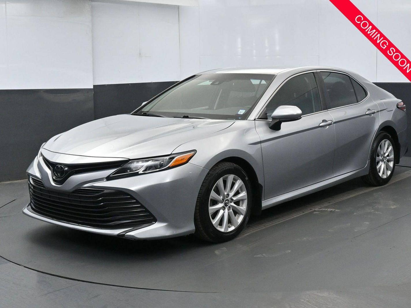 TOYOTA CAMRY 2018 4T1B11HKXJU660036 image