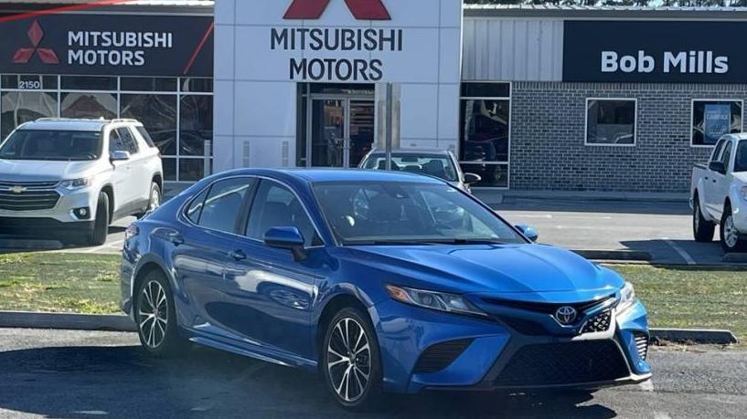 TOYOTA CAMRY 2018 4T1B11HK1JU070291 image