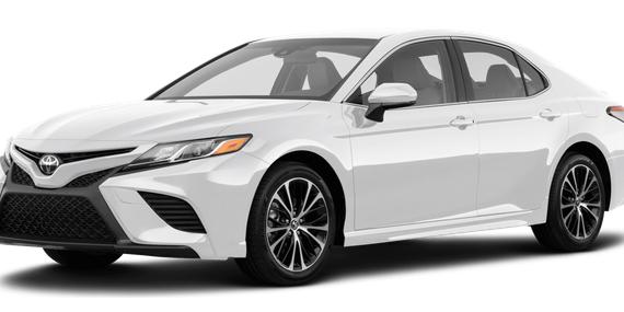 TOYOTA CAMRY 2018 4T1B11HK4JU146909 image