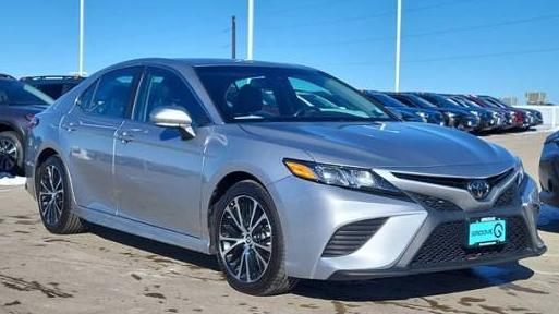 TOYOTA CAMRY 2018 4T1B11HK9JU648976 image