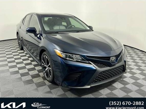TOYOTA CAMRY 2018 4T1B11HK3JU600390 image TOYOTA CAMRY 2018 4T1B11HK3JU600390 image