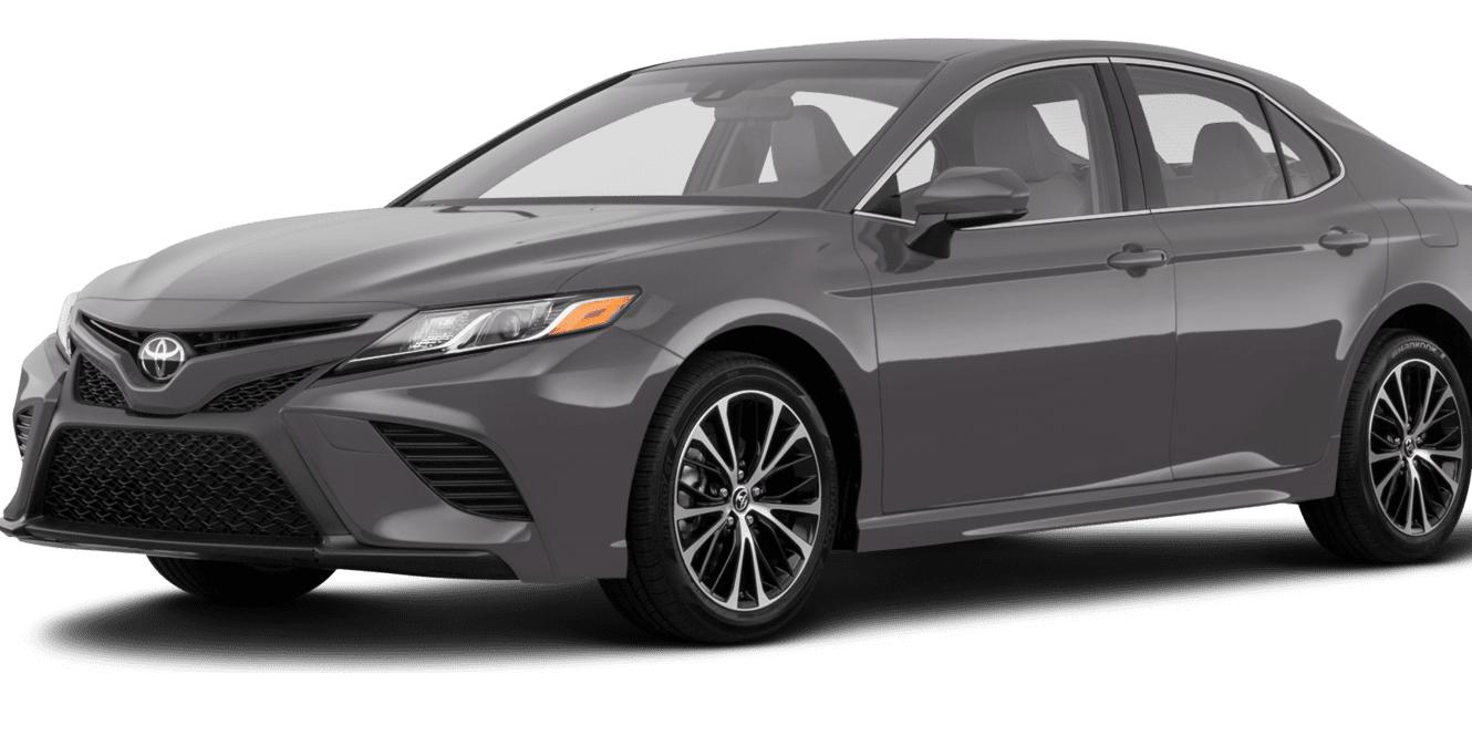 TOYOTA CAMRY 2018 4T1B11HKXJU088398 image