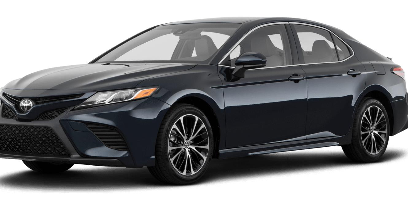 TOYOTA CAMRY 2018 4T1B11HK1JU035329 image