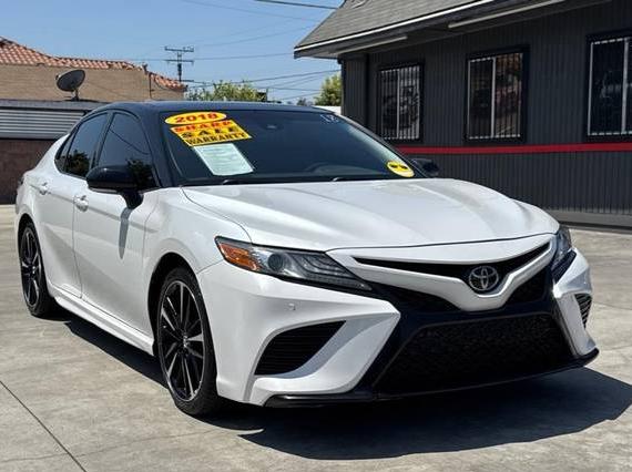 TOYOTA CAMRY 2018 4T1B61HK4JU138875 image