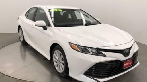 TOYOTA CAMRY 2018 4T1B11HK9JU676020 image