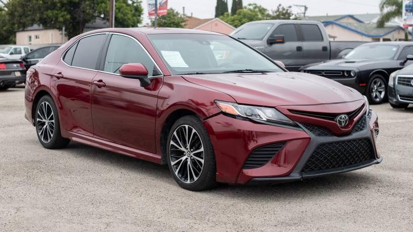 TOYOTA CAMRY 2018 4T1B11HK5JU563097 image