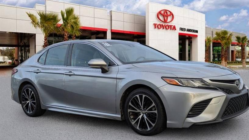 TOYOTA CAMRY 2018 JTNB11HK4J3019101 image