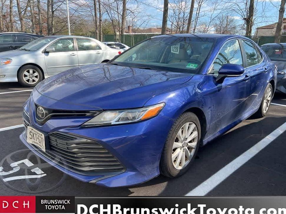 TOYOTA CAMRY 2018 4T1B11HK1JU655212 image