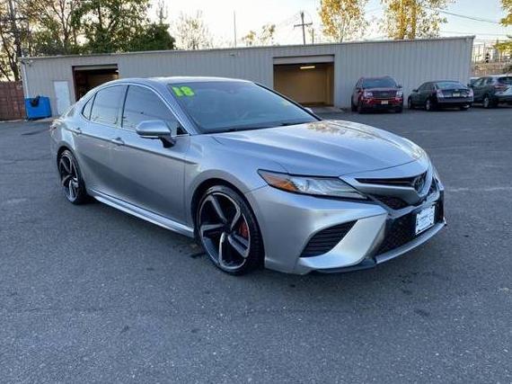 TOYOTA CAMRY 2018 4T1B61HK4JU092092 image TOYOTA CAMRY 2018 4T1B61HK4JU092092 image