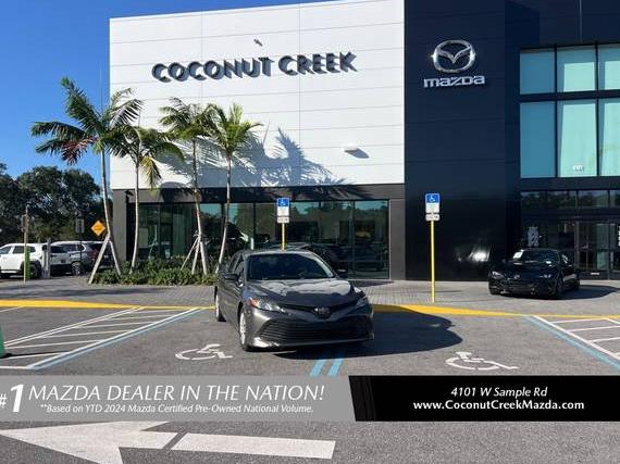 TOYOTA CAMRY 2018 4T1B11HK0JU058665 image TOYOTA CAMRY 2018 4T1B11HK0JU058665 image