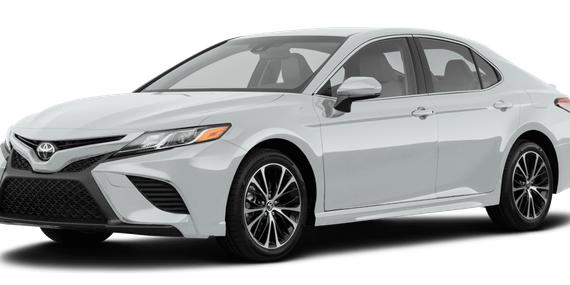 TOYOTA CAMRY 2018 4T1B61HK7JU044294 image