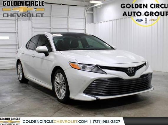 TOYOTA CAMRY 2018 4T1B11HK2JU008351 image