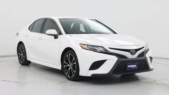 TOYOTA CAMRY 2018 JTNB11HK0J3049194 image