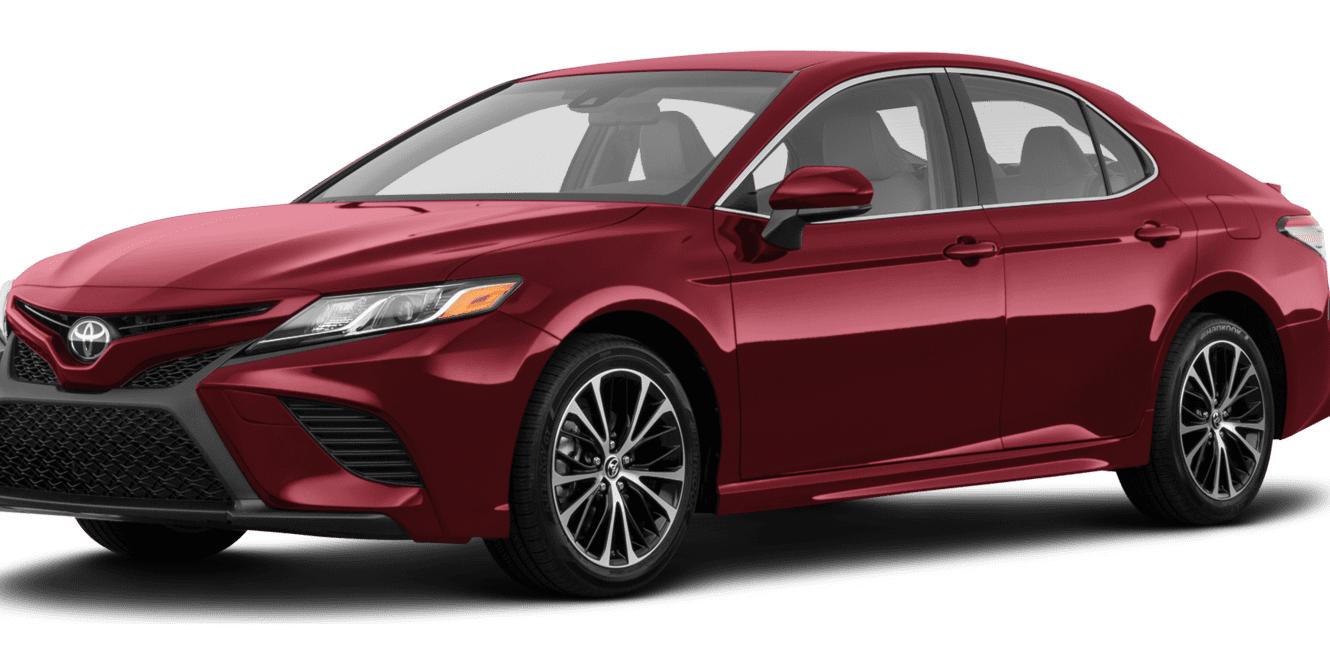 TOYOTA CAMRY 2018 4T1B11HKXJU597620 image