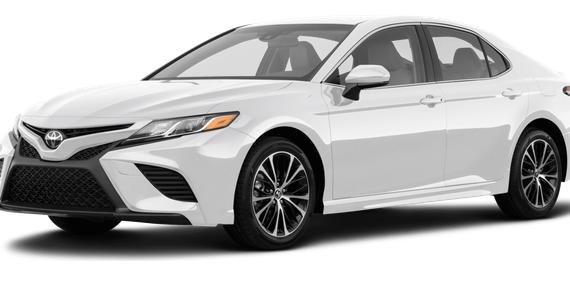 TOYOTA CAMRY 2018 4T1B11HK7JU076127 image