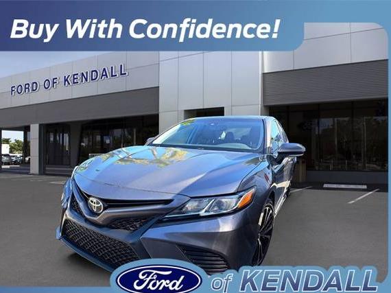 TOYOTA CAMRY 2018 4T1B11HK7JU136388 image