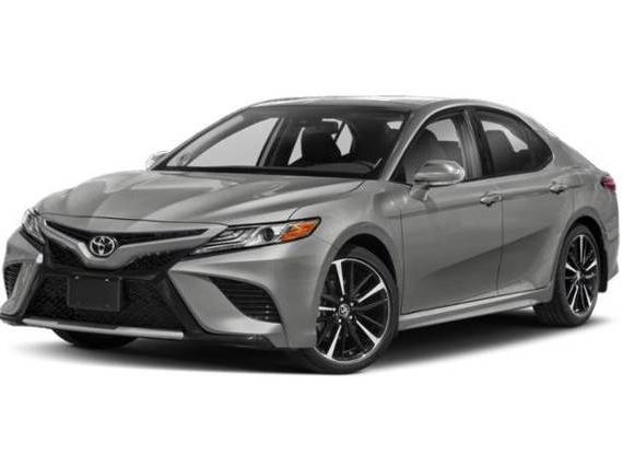 TOYOTA CAMRY 2018 4T1B61HK0JU101693 image