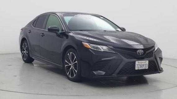 TOYOTA CAMRY 2018 JTNB11HK1J3003485 image