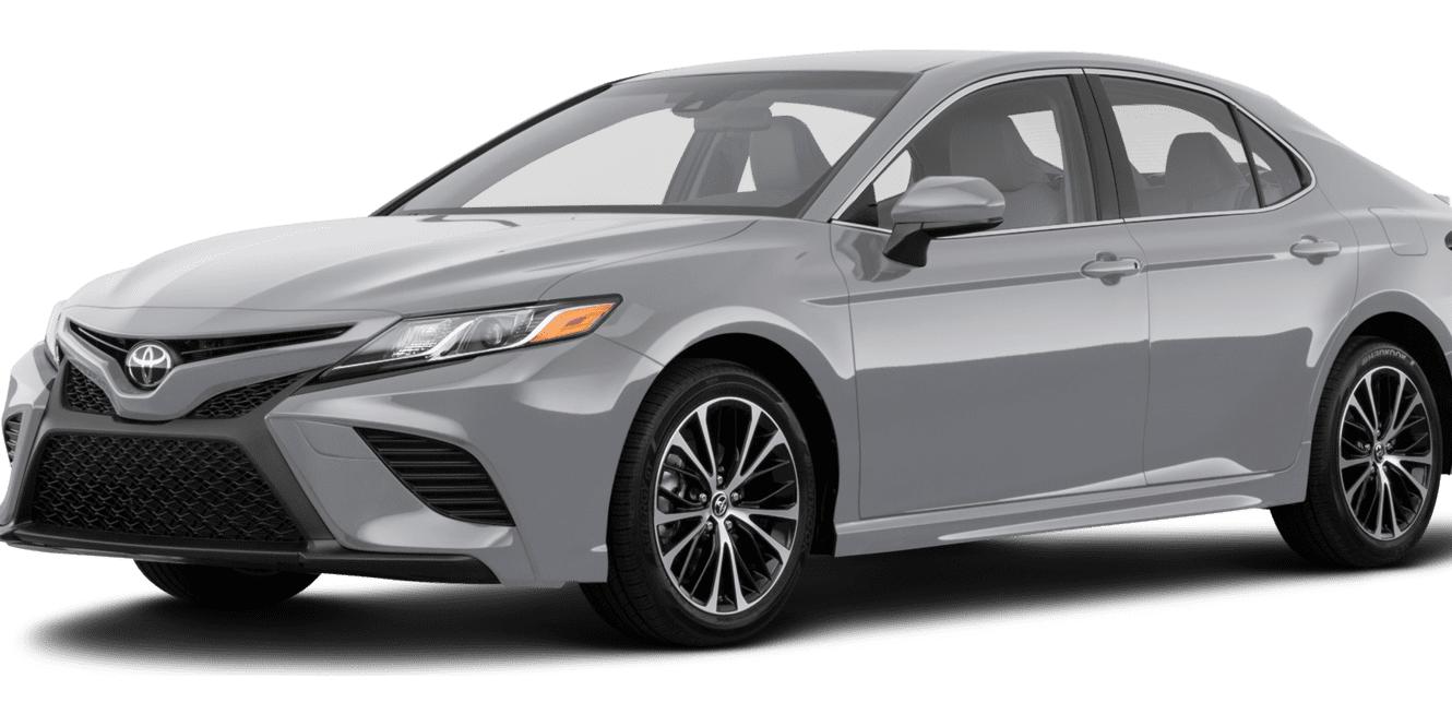 TOYOTA CAMRY 2018 4T1B61HK3JU033373 image