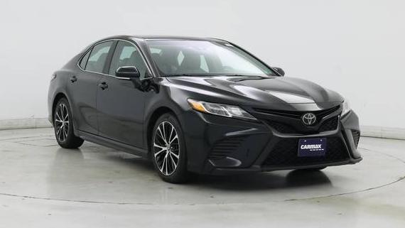 TOYOTA CAMRY 2018 4T1B11HKXJU063131 image