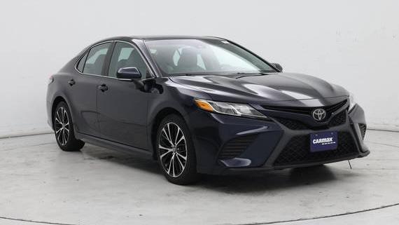 TOYOTA CAMRY 2018 4T1B11HK3JU523777 image