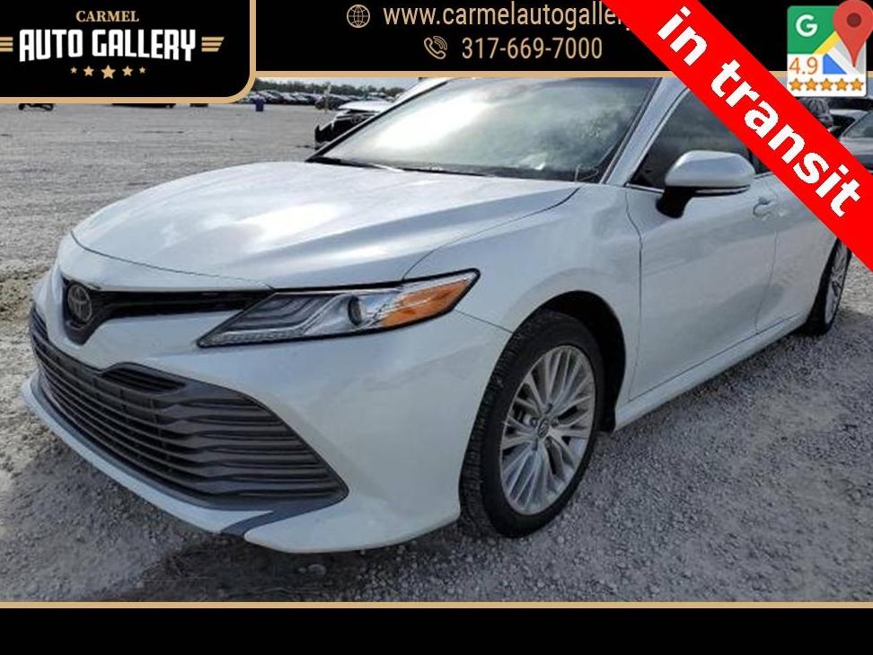 TOYOTA CAMRY 2018 4T1B11HK8JU146279 image