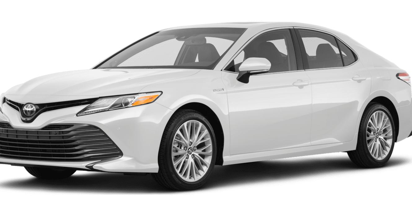 TOYOTA CAMRY 2018 4T1B21HK2JU506949 image