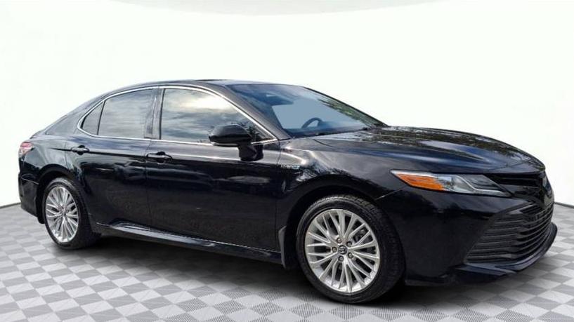 TOYOTA CAMRY 2018 4T1B21HK2JU004586 image