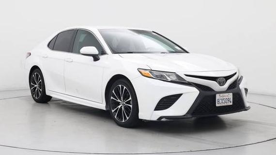 TOYOTA CAMRY 2018 4T1B11HK5JU078829 image