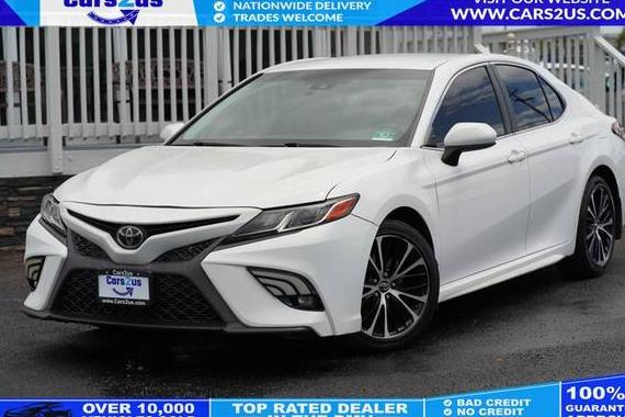 TOYOTA CAMRY 2018 4T1B11HK9JU659394 image