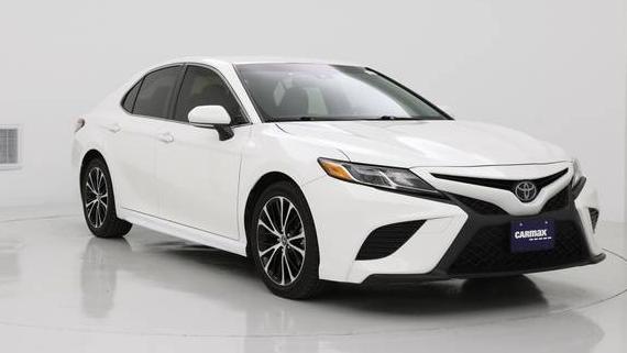 TOYOTA CAMRY 2018 JTNB11HK3J3006243 image