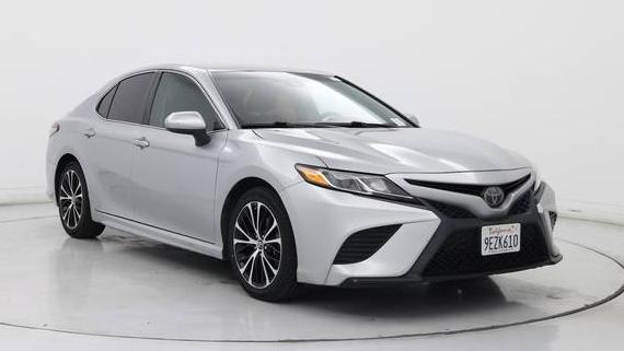 TOYOTA CAMRY 2018 4T1B11HK9JU604346 image