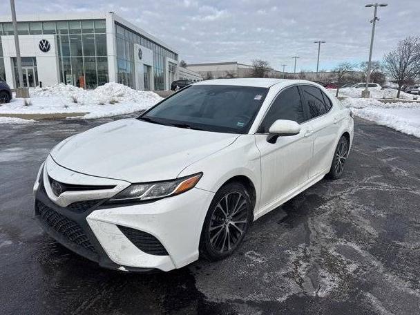 TOYOTA CAMRY 2018 JTNB11HK8J3003399 image