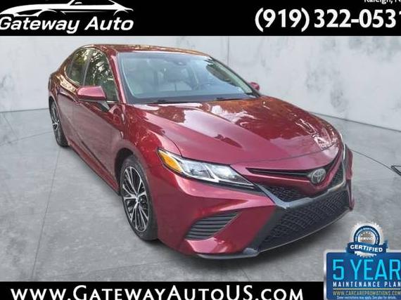 TOYOTA CAMRY 2018 4T1B11HK6JU662740 image