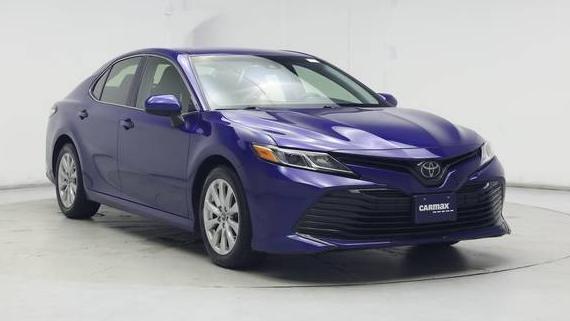 TOYOTA CAMRY 2018 JTNB11HK1J3044022 image