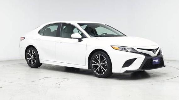 TOYOTA CAMRY 2018 4T1B11HK6JU156969 image