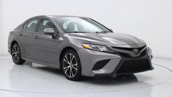 TOYOTA CAMRY 2018 4T1B11HK5JU572785 image TOYOTA CAMRY 2018 4T1B11HK5JU572785 image