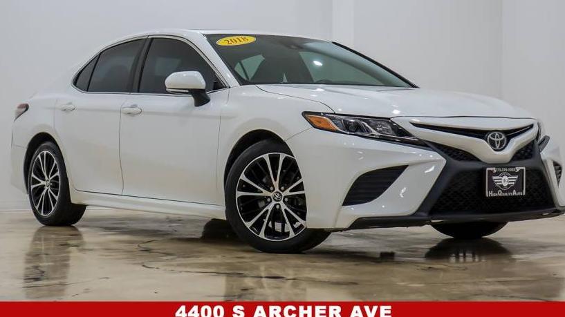 TOYOTA CAMRY 2018 4T1B11HK9JU025082 image