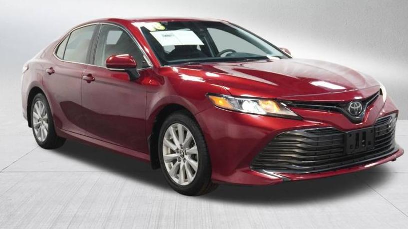 TOYOTA CAMRY 2018 4T1B11HK5JU654094 image