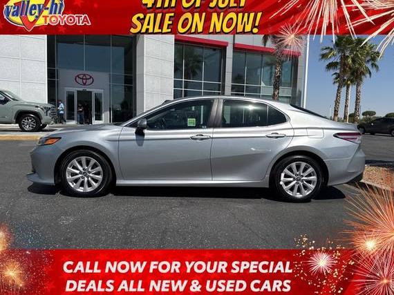 TOYOTA CAMRY 2018 4T1B11HK9JU119379 image