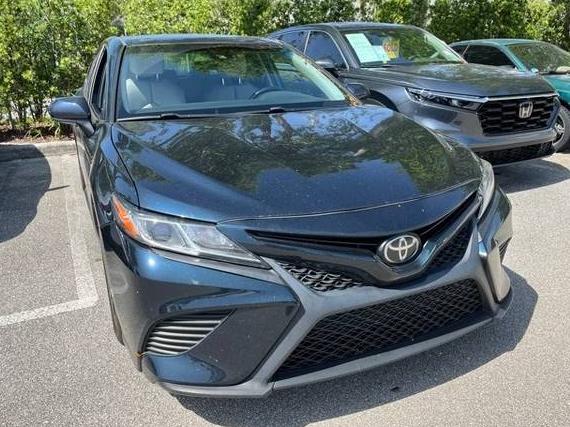 TOYOTA CAMRY 2018 4T1B11HK7JU613580 image