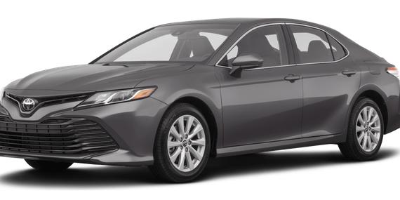 TOYOTA CAMRY 2018 4T1B11HKXJU028279 image