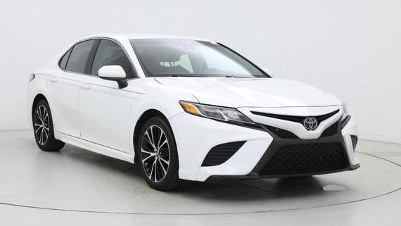 TOYOTA CAMRY 2018 4T1B11HK4JU563124 image