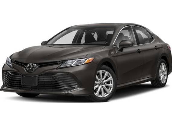 TOYOTA CAMRY 2018 4T1B11HK3JU632725 image