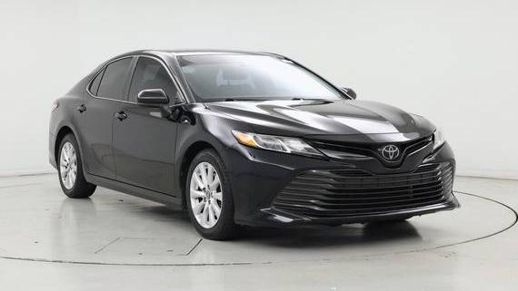TOYOTA CAMRY 2018 4T1B11HK2JU651329 image