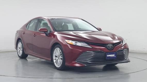 TOYOTA CAMRY 2018 4T1B11HK1JU503737 image