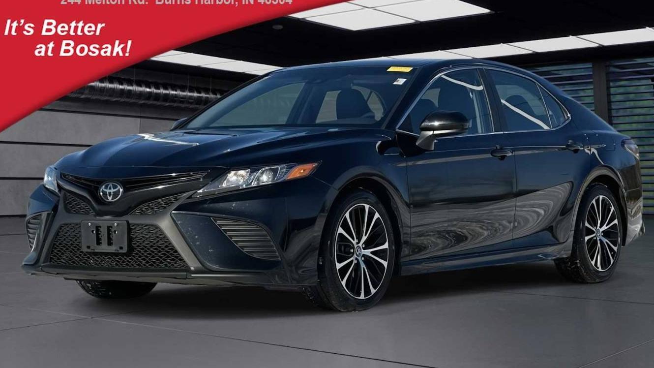 TOYOTA CAMRY 2018 4T1B11HKXJU666791 image