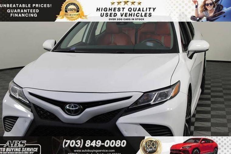 TOYOTA CAMRY 2018 4T1B11HK2JU046467 image