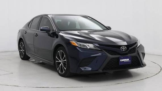 TOYOTA CAMRY 2018 4T1B11HK7JU566406 image
