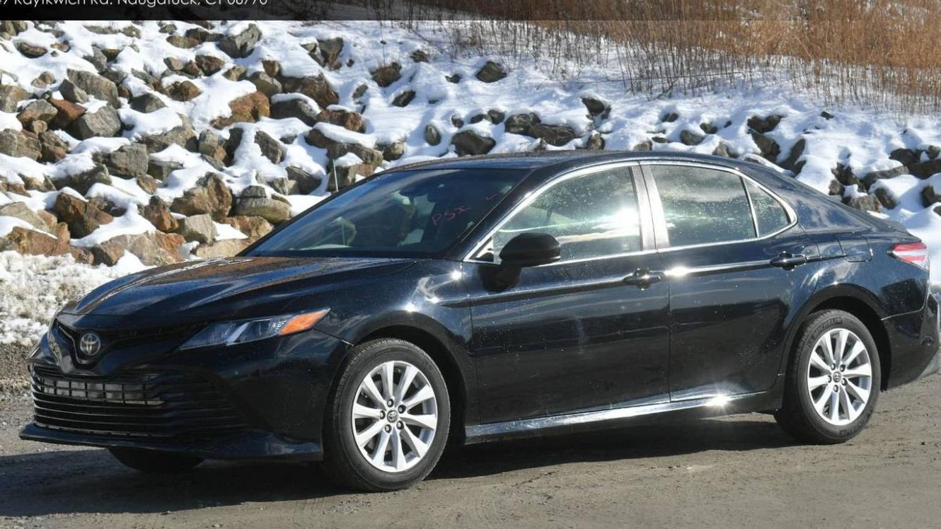 TOYOTA CAMRY 2018 JTNB11HK6J3017057 image